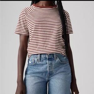 Levis Top Tee Shirt Raglan Striped Cropped Crewneck Soft Wine Burgundy Cream